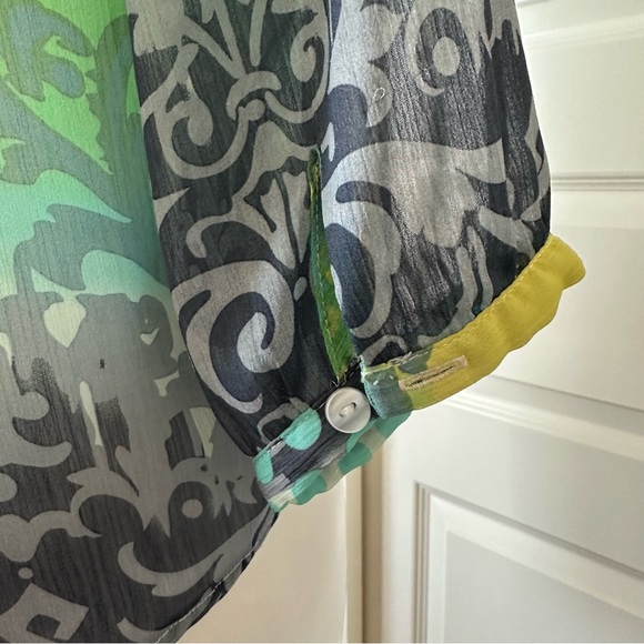 BCX Size Large Blue Green and Yellow Blouse - Picture 4 of 7